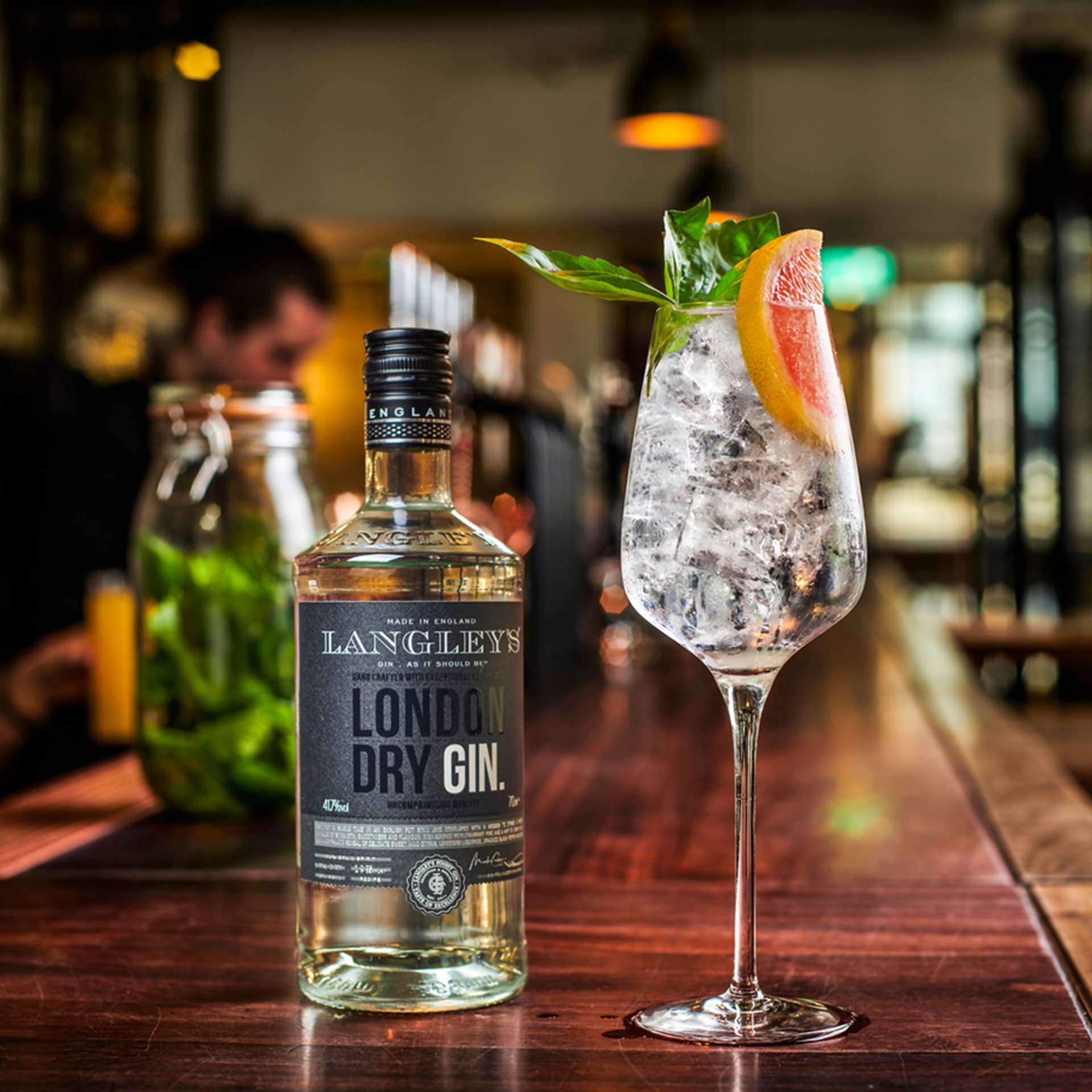 Langley´s London Dry Gin & tonic kokteil